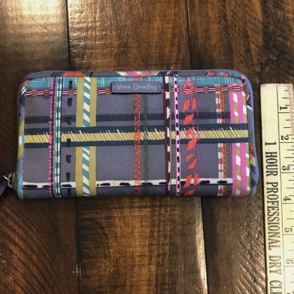 Vera Bradley Midtown City Plaid RFID zip around wallet wristlet - Picture 13 of 15